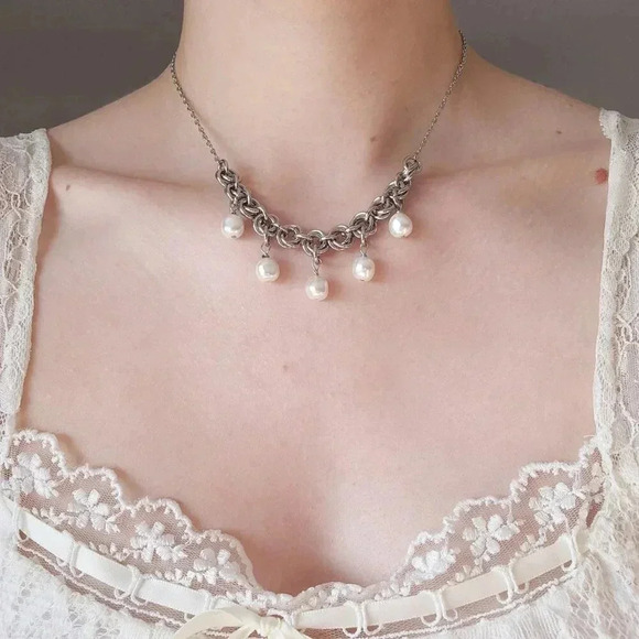 Vintage Antique silver and natural pearls necklace with a small silver chain - Picture 1 of 6